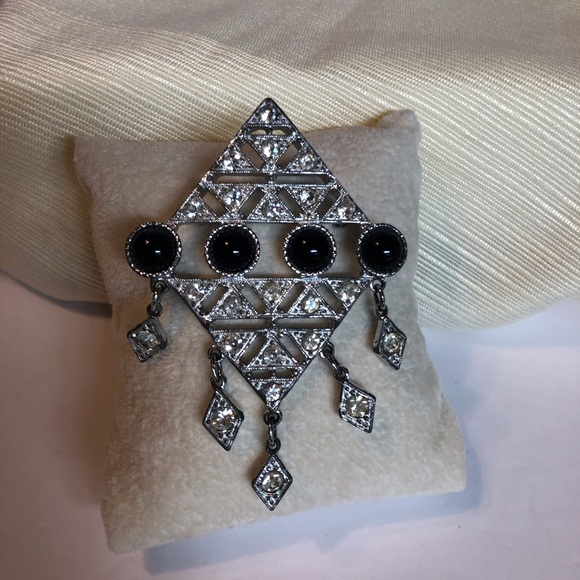 Sarah Coventry Jewelry - Vintage Art Deco Style Sarah Coventry Brooch